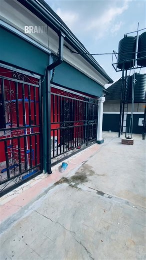 ```NEW LISTING ‼️❗️❗️ ❗️BRAND NEW ROOM AND PARLOR ❗️📍@OGHEGHE/SAPELE ROAD / BENIN CITY 🌃 ❗️WARDROBE ❗️KITCHEN CABINET 🗄️ ❗️GOOD ACCESSIBILITY ❗️STEADY LIGHT 💡 ❗️PERSONAL PREPAID METER 🚦JUST 3 FLAT IN A COMPOUND ‼️RENT -550K ❗️REFUNDABLE CAUTION ⚠️ FEE 50K OTHER CHARGES APPLIES PLS NO LONG CHAIN ⛓️‍💥 ```#fyp #goviral #views #apartment