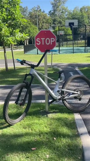 Exploring Mountain Biking: A Passion Without Limits