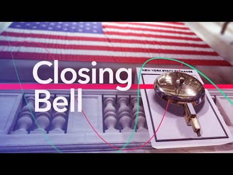 S&P Closes Below 200-Day Moving Average | Closing Bell