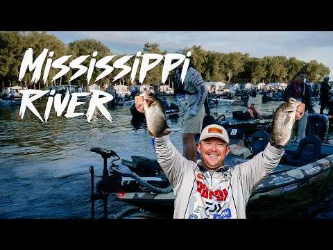 THESE BASS WERE HARD TO FIND (Bassmaster Elite Mississippi River)