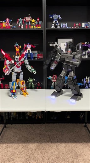 Megatron takes out Voltron #transformers #megatron #voltron #battle #crossover #fun #funny #2026