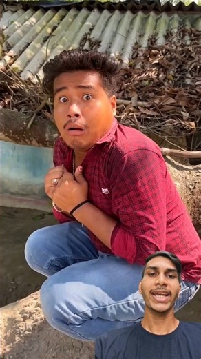 kutta se darke tree ke upar 🐶 “Building Wooden Log Cabin in Forest 😅🌲|Survival House Step by Step”