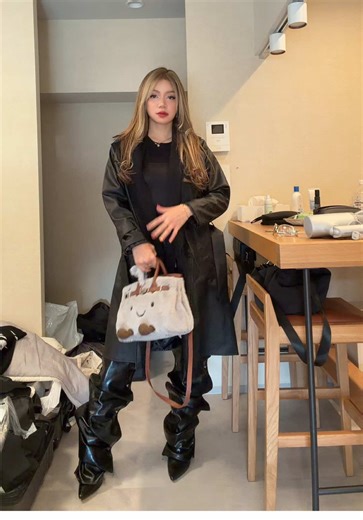 Japan Outfit Inspiration for Tokyo Style