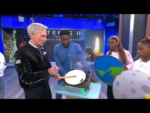Bill Nye demonstrates experiments that break down Artemis II mission