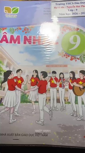 Trọn bộ sách lớp 9: SGK, SBT và sách nâng cao cho năm học mới