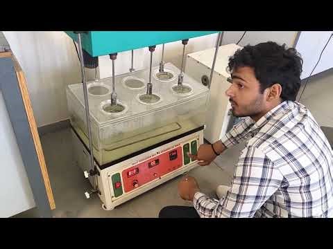 How to use dissolution apparatus #dissolution apparatus by M pharma students testing of formulation
