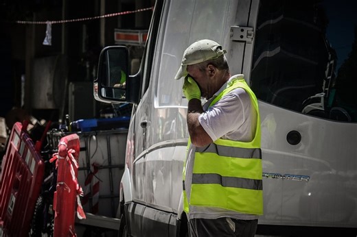 Αρνητικό ρεκόρ εργατικών δυστυχημάτων το 2025: 8 αυτοκτονίες και 22 θάνατοι από θερμική καταπόνηση