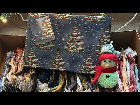 SANTA, WILL YOU FIND LIZ? MERRY CHRISTMAS! CSV262