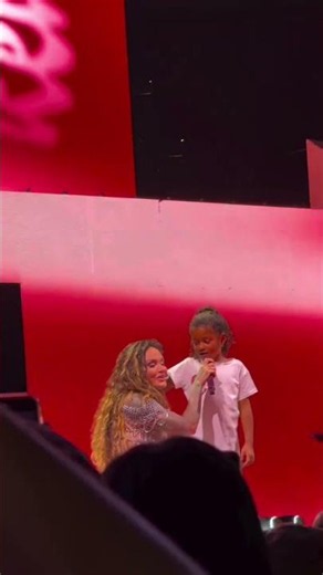 Adeya & Kehlani singing "folded" in San Diego, CA