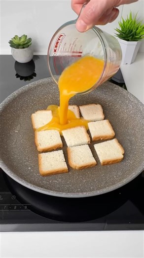 THE PERFECT EGG AND CHEESY BREAD BREAKFAST RECIPE!