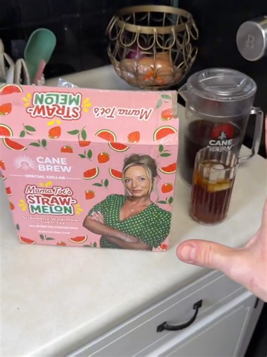 Mama Tot Straw Melon Sweet Tea review — no-brew iced tea (ready in 20 min)