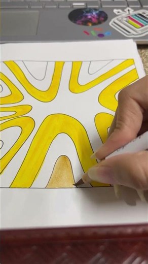 Easy Abstract Yellow Pattern Tutorial 💛✨ | Satisfying Doodle Art