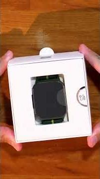 Unboxing do Motorola Moto Watch Fit. E aí, você teria um desse?