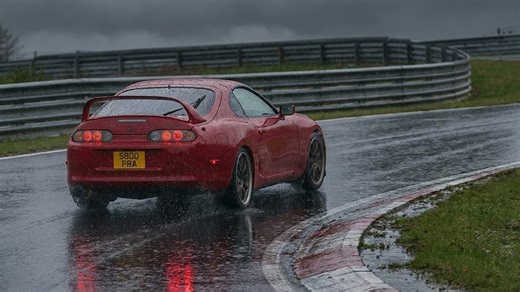 What happens when rain hits the Nürburgring?