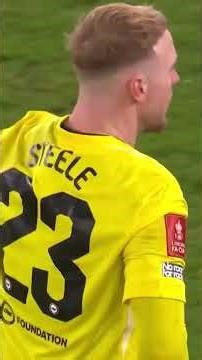 Full-time whistle blows, and is met by boos from the Old Trafford crowd 👀