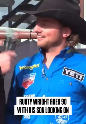 Rusty Wright’s son Rookie approved of his dad’s 90-point ride in Miles City #rodeo #broncriding #prca