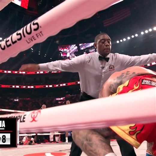 ANTHONY JOSHUA KNOCKS OUT JAKE PAUL IN ROUND 6! | Netflix