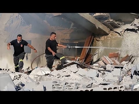Israeli airstrike kills 4 and injures 33 in southern Lebanon despite fragile ceasefire
