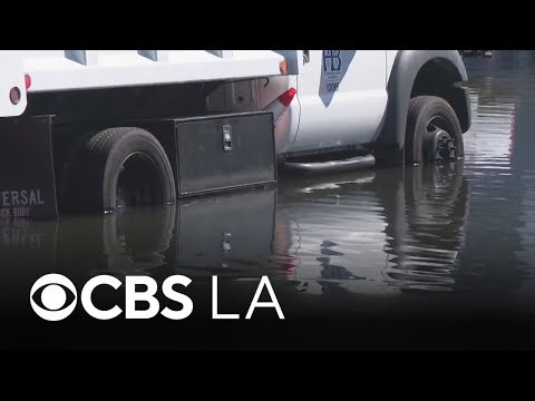 Huntington Beach residents and businesses flooded by powerful king tides