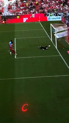 Insane Football Skills You Won't Believe! 😱⚽️ #footballshorts #shortfeed #football #shorts