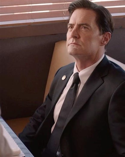 Don't Mess With This Stranger: Dale Cooper's Return to Justice