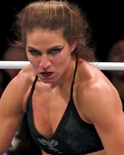 #MarinaShafir DROPS #ToniStorm! #AEWDynamite