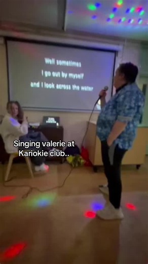 Valerie karaoke: Singing tips & lyrics moments