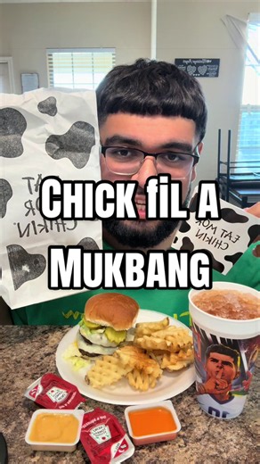 Let’s see a double cheeseburger with Chick-fil-A fries, Mukbang @Chick-fil-A #foodreview #foodie #mukbang #fastfood #chickfila