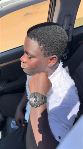 Balotelli song on repeat - Kofi Mole Balotelli clip