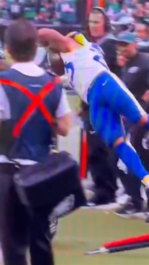 Kyren Williams gets OBLITERATED by a HUGE HIT Rams vs Eagles #shorts #nfl #rams #eagles #nfcwest