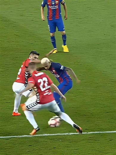 NEYMAR SKILLS🤯#football