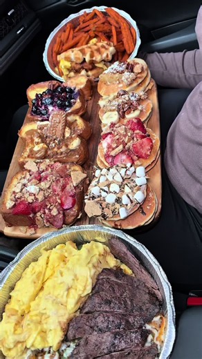 Lunch in My City Chicago: Trying Honeybear Cafe Lunch Favorites