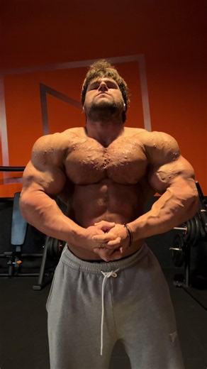 112kg Lean Bodybuilding Tips: How to Build Muscle at 112 kg