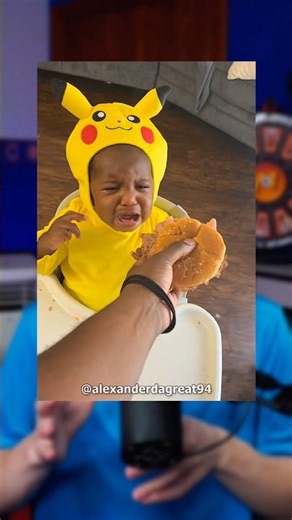 He’s Forcing His Son To Eat Arby’s 😭