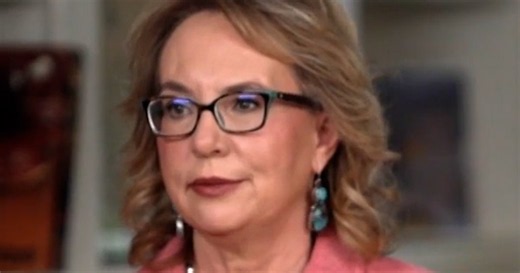 Gabby Giffords recalls her recovery from shooting at hospital