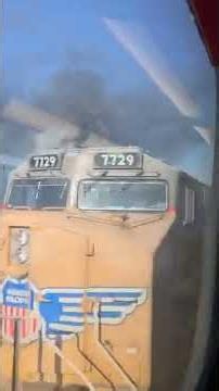 Ominous Black Smoke From LA Warehouse Fire Prompts State of Emergency #shorts