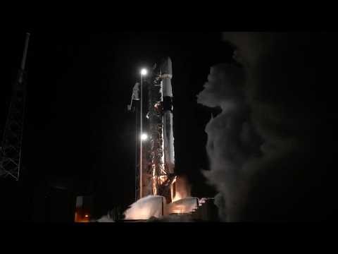 Blastoff! SpaceX surpasses 1,000 Starlink satellites launched in 2026, nails landing