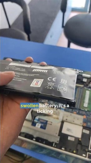 😱 Battery Phool Gayi! Explosion Se Pehle Ye Video Dekho | Swollen Battery Solution | Techzone Bhopal