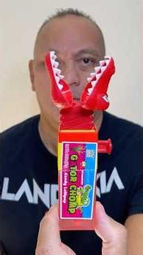 👂ASMR GATOR CHOMP CANDY LOLLIPOP STRAWBERRY FLAVOR EATING SOUNDS👂#shorts #asmr