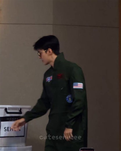 FIGHTER PILOT SEHUN MAVERICK‼️🫡✈️