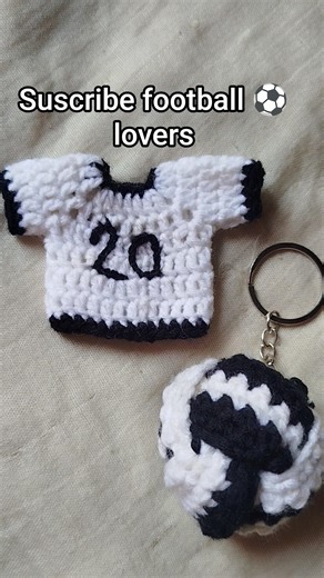 football ⚽ jersey keychain tutorial with yani #footballlover #ytshorts #jerseylover#keychaintutorial
