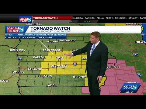 Iowa weather: Tracking strong storms this evening