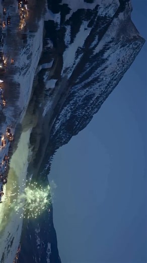 📸 Candayce ↟ Abney 📸 on Instagram: "Torchlights, snow, and fireworks to close out the year 🎆❄️ Tonight’s Torchlight Parade & Fireworks at Crested Butte Mountain Resort was such a beautiful sight as ski and snowboard instructors wound their way down the mountain, lighting up the slopes before fireworks filled the sky near the base area. This video is sped up to keep it a reasonable length—the original was about 8 minutes long. Happy New Year from Mount Crested Butte, Colorado ✨"