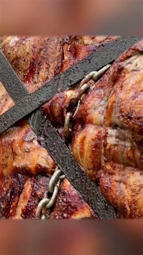 Fire-Roasted Lemon-Sprinkled Meat: A Sizzling Experience