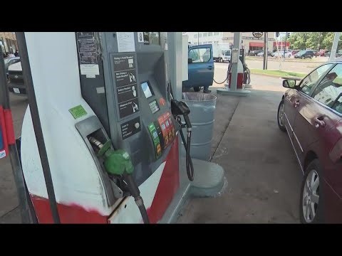 Georgia governor signs executive order to suspend gas tax for 2 more weeks