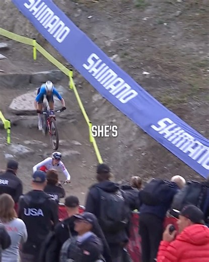 Maximum effort, maximum reward! 😮‍💨 Throwback to Alessandra Keller’s UCI XCC World Champion title, claimed on home soil at the #Valais2025 UCI #MountainBike World Championships. 🌈 | UCI Mountain Bike
