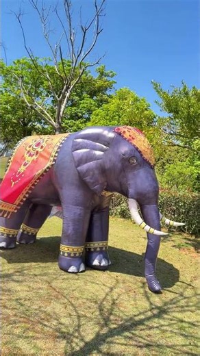 Inflatable elephant costume. A highly realistic prop for performances. #elephant #cosplay