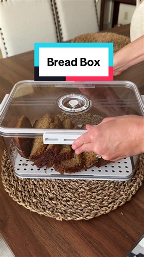 If your are making homemade breads make sure you store it in a bread box! Homemad bread molds fast since it’s not pumped with preservatives so get this so it last longer! #breadbox #bread #homemadebreadrecipe #breadmaking #homemadebread