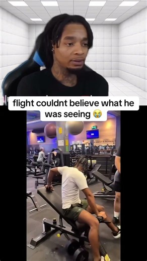 That scream gets me everytime😂 #flightreacts #funny #memes