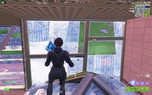 This dumb boy want to pickaxe me in reload rank by Røvyn in Reload